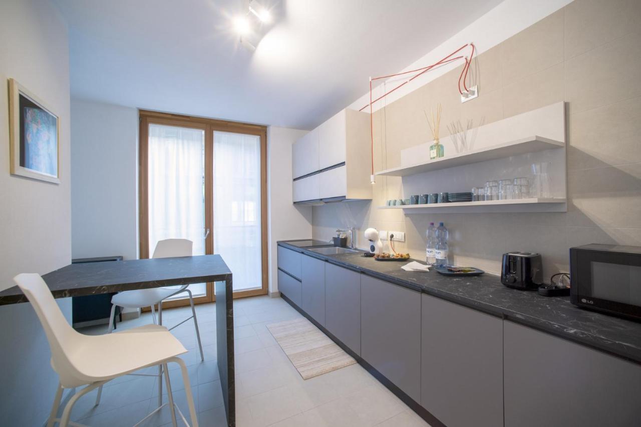 Habitat Apartment *